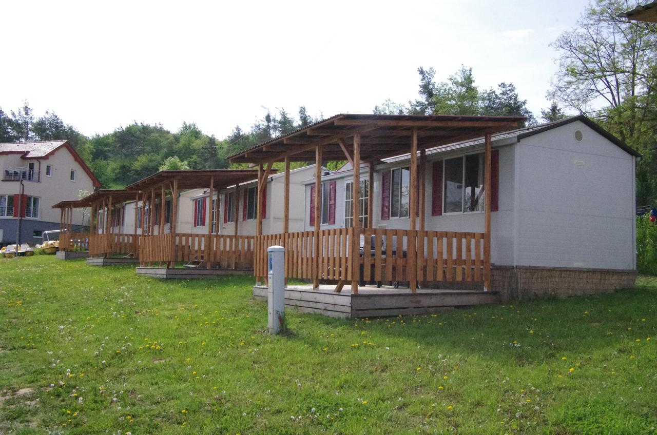 Mobilheimy U Prehrady Otel Horní Dunajovice Dış mekan fotoğraf